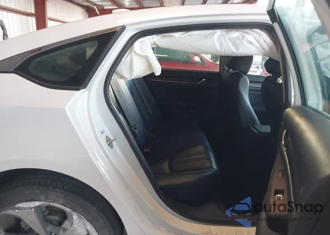 2019 Honda Accord Touring 2.0T from USA, damaged, VIN 1HGCV2F99KA034579